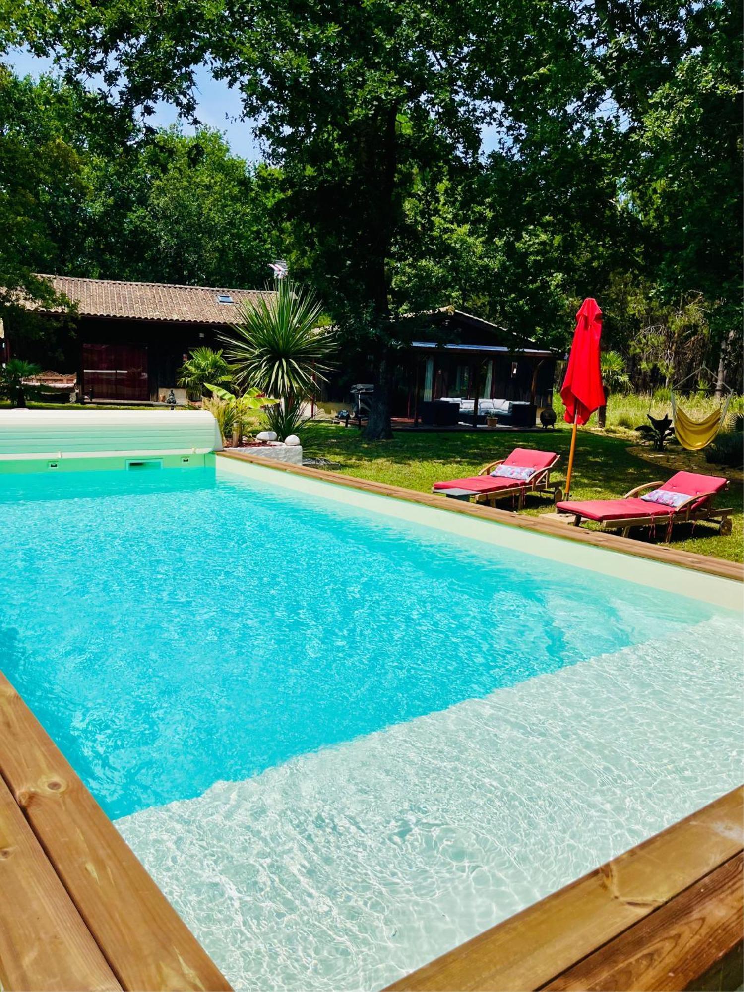 House De La Canopee, Swimming Pool, Lake, Forest, Large Garden And Wifi 우르탱 외부 사진